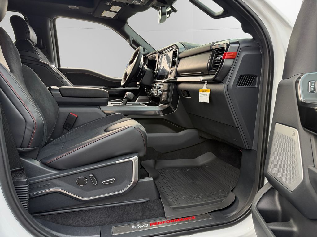 2026 Ford F-150 Raptor - Photo 15