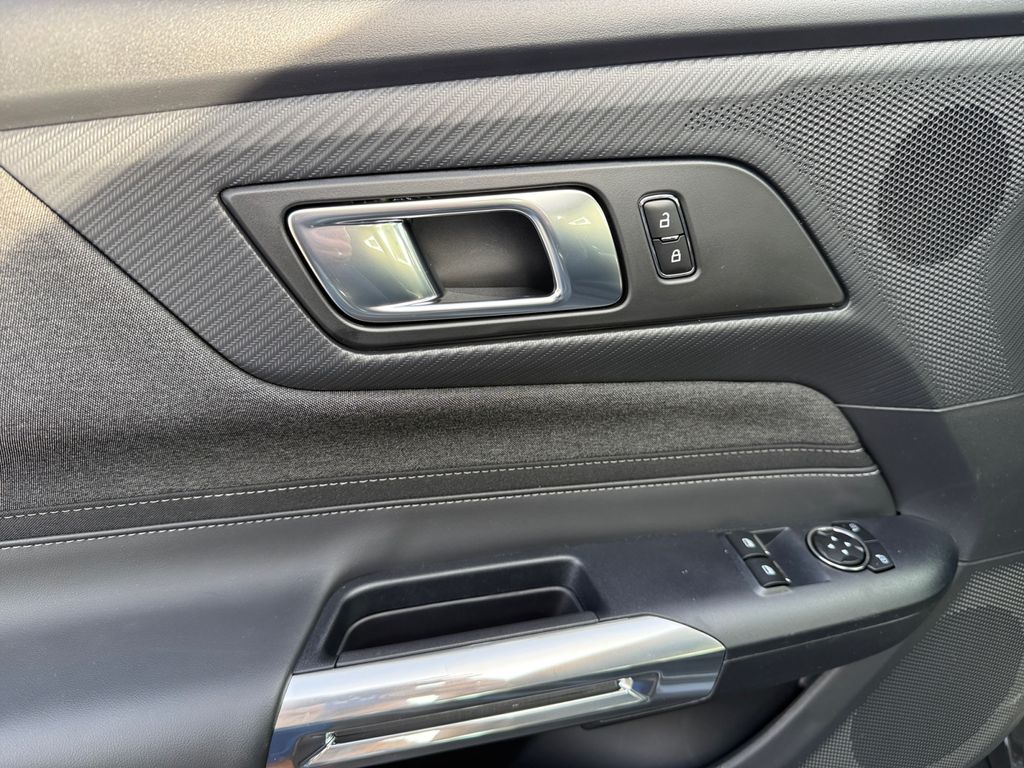 2026 Ford Mustang EcoBoost Fastback - Photo 17