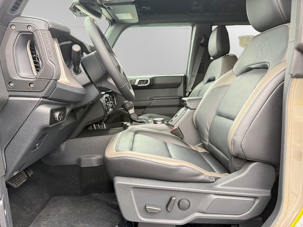 2025 Ford Bronco 4-Door Outer Banks - Photo 13