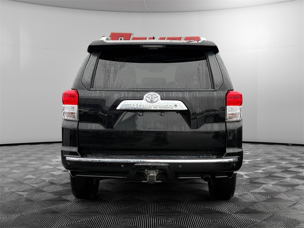 2012 Toyota 4Runner SR5 photo 3