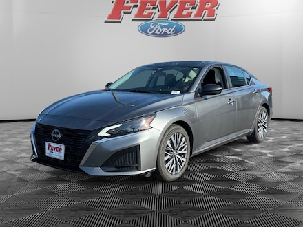 2024 Nissan Altima 2.5 SV Sedan