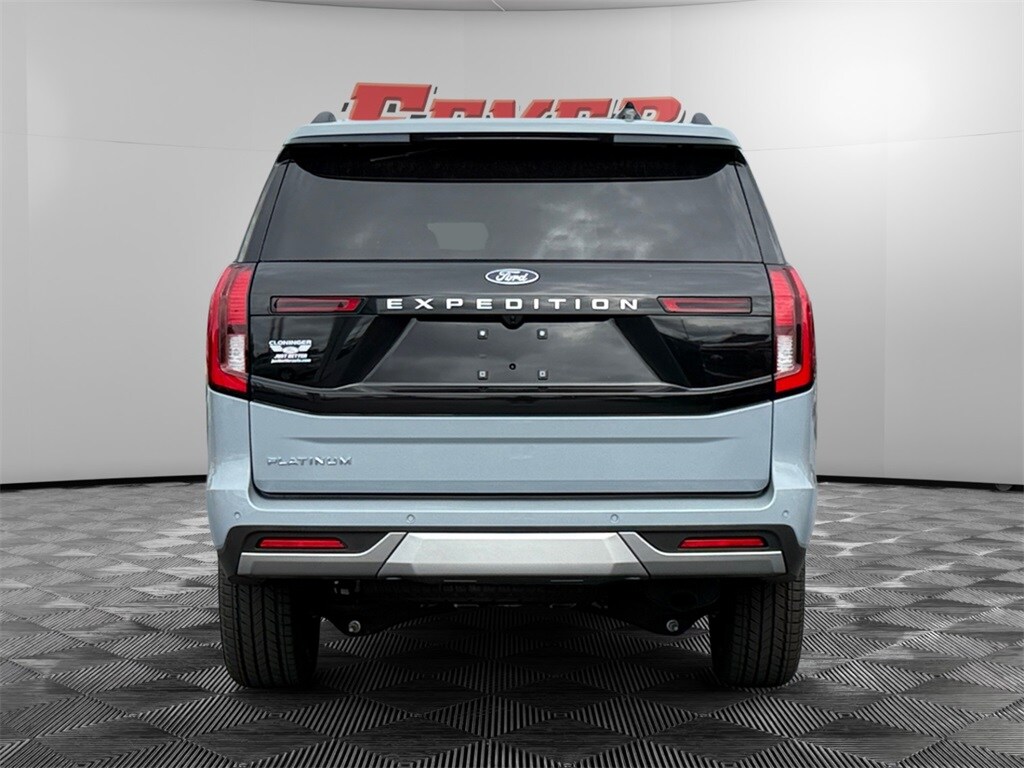 2025 Ford Expedition Platinum photo 4