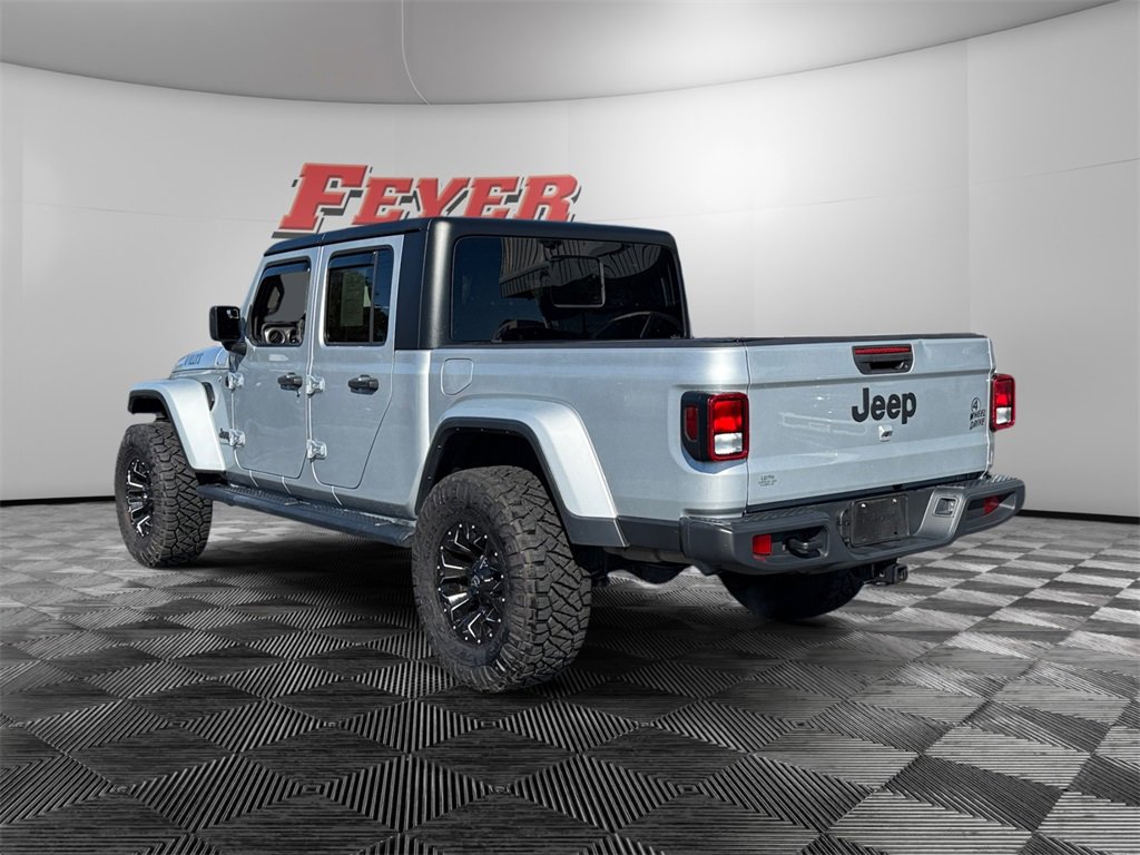 2023 Jeep Gladiator Willys photo 3