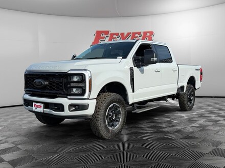 2026 Ford Super Duty F-350 Lariat Truck