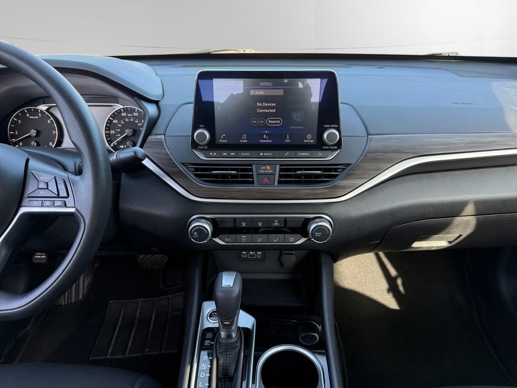 2024 Nissan Altima SV - Photo 11