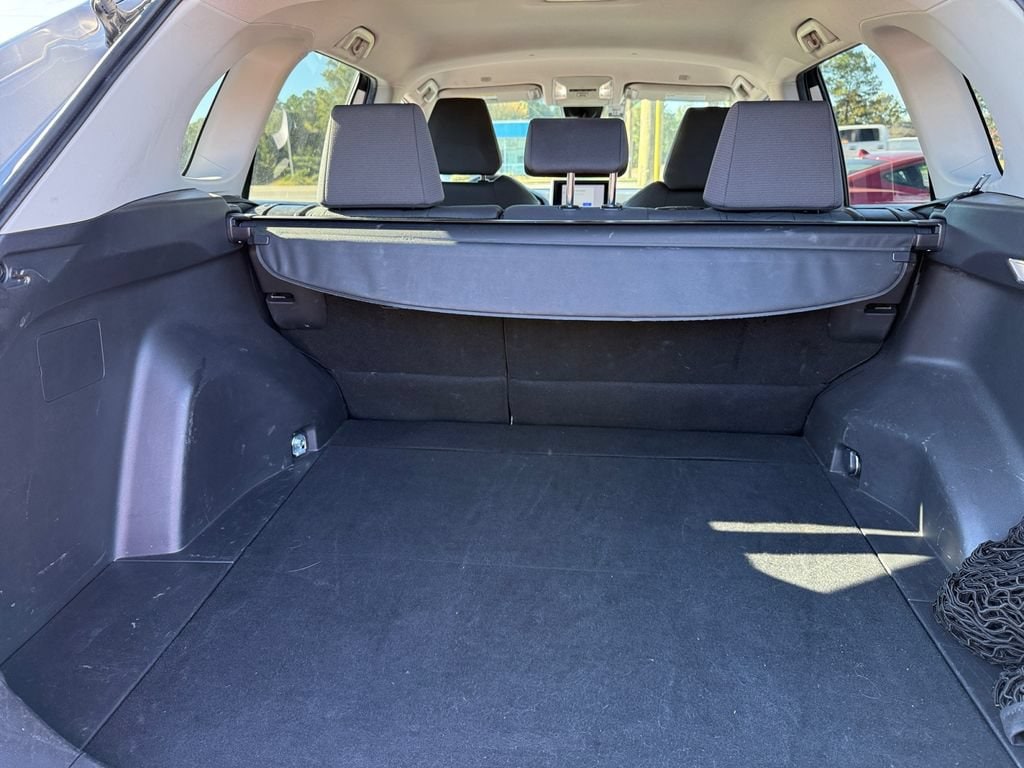 2023 Toyota RAV4 XLE - Photo 21