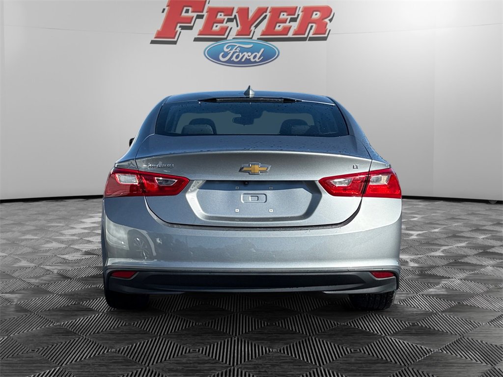 2023 Chevrolet Malibu 1LT photo 4