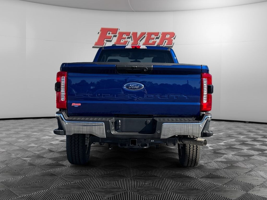 New 2026 Ford Super Duty F-350 XLT Truck