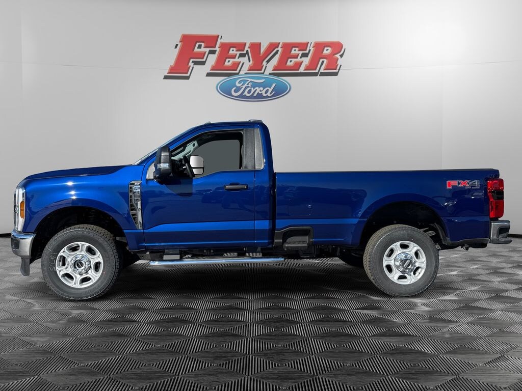 New 2026 Ford Super Duty F-350 XLT Truck