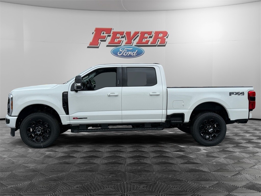 2026 Ford F-350 Lariat photo 2