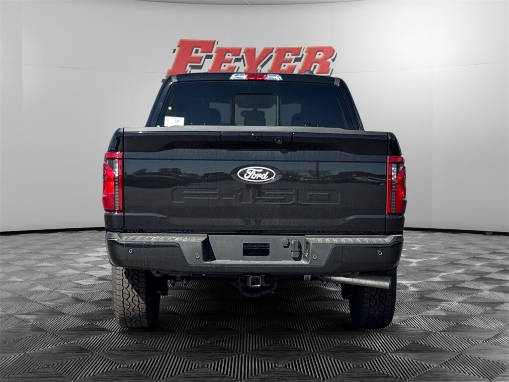 2025 Ford F-150 XLT photo 4