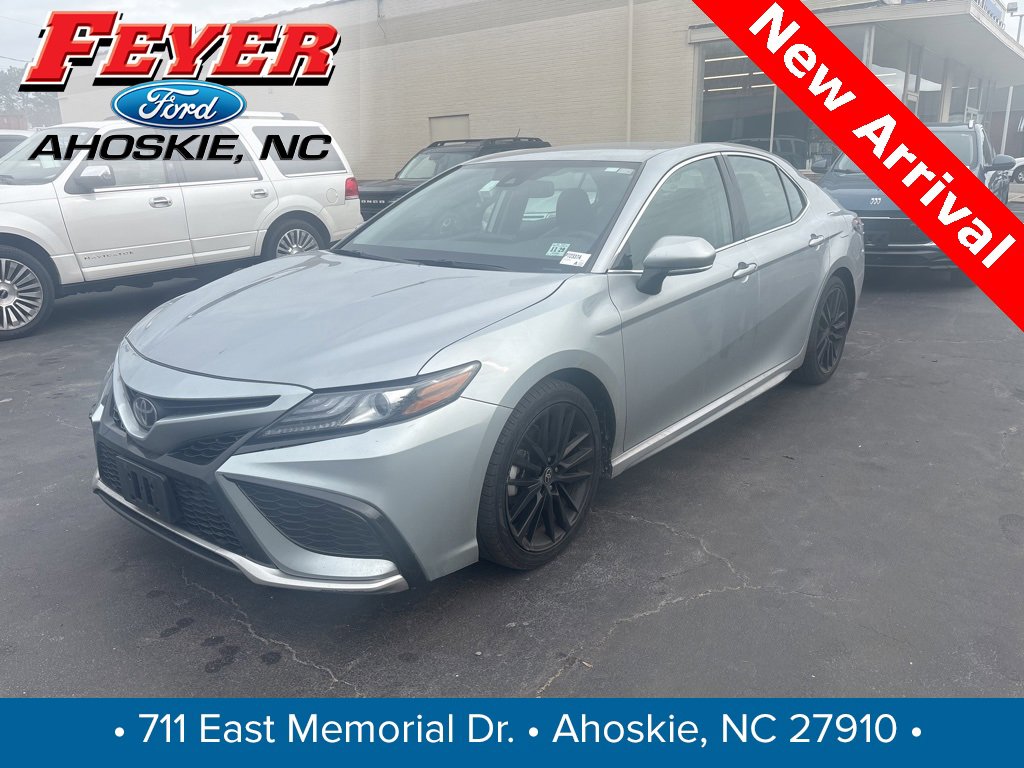 2023 Toyota Camry XSE's photo