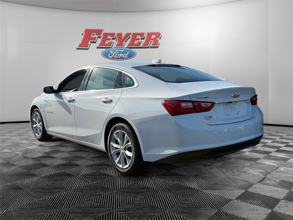 2023 Chevrolet Malibu 1LT photo 3