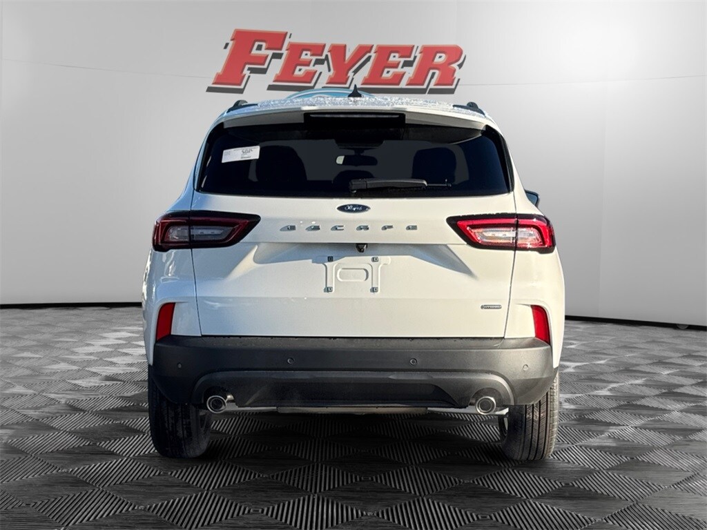2025 Ford Escape Hybrid ST-Line photo 4