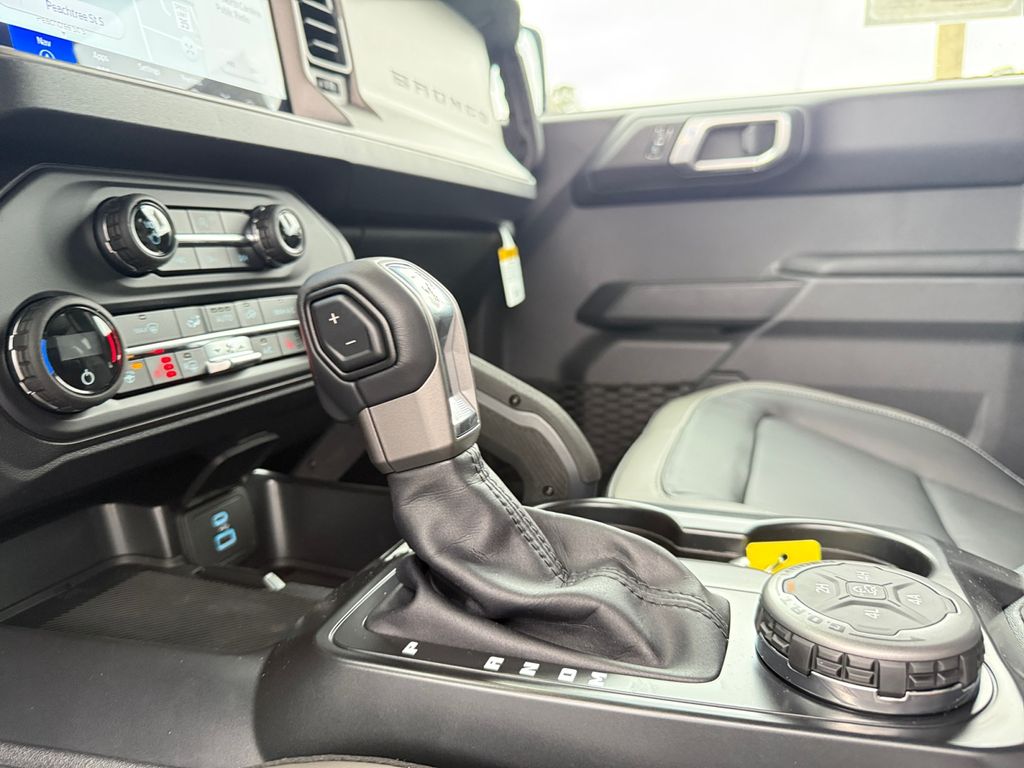 2025 Ford Bronco 4-Door Outer Banks - Photo 21