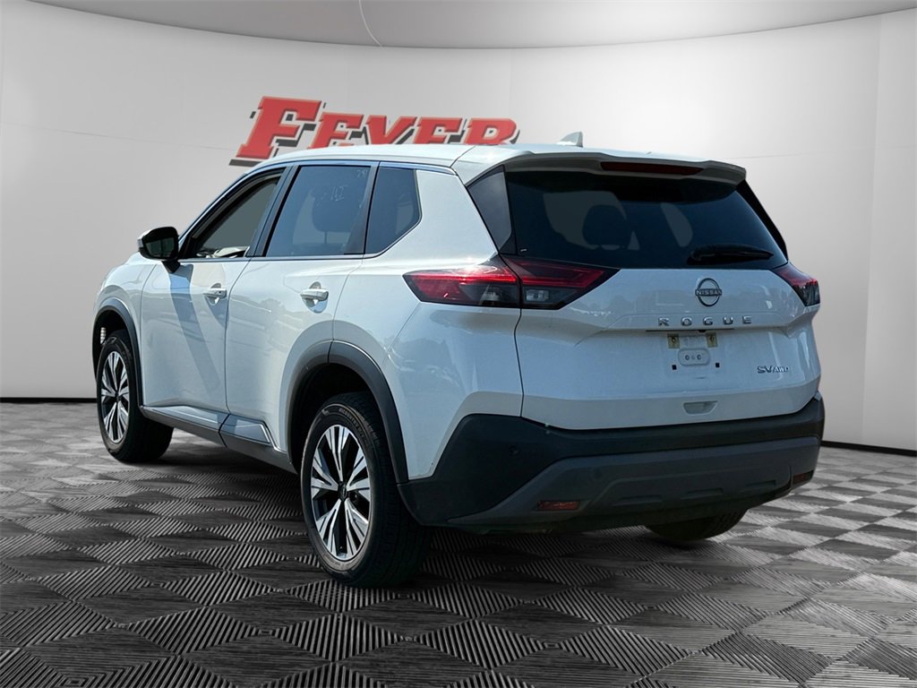 2023 Nissan Rogue SV photo 3