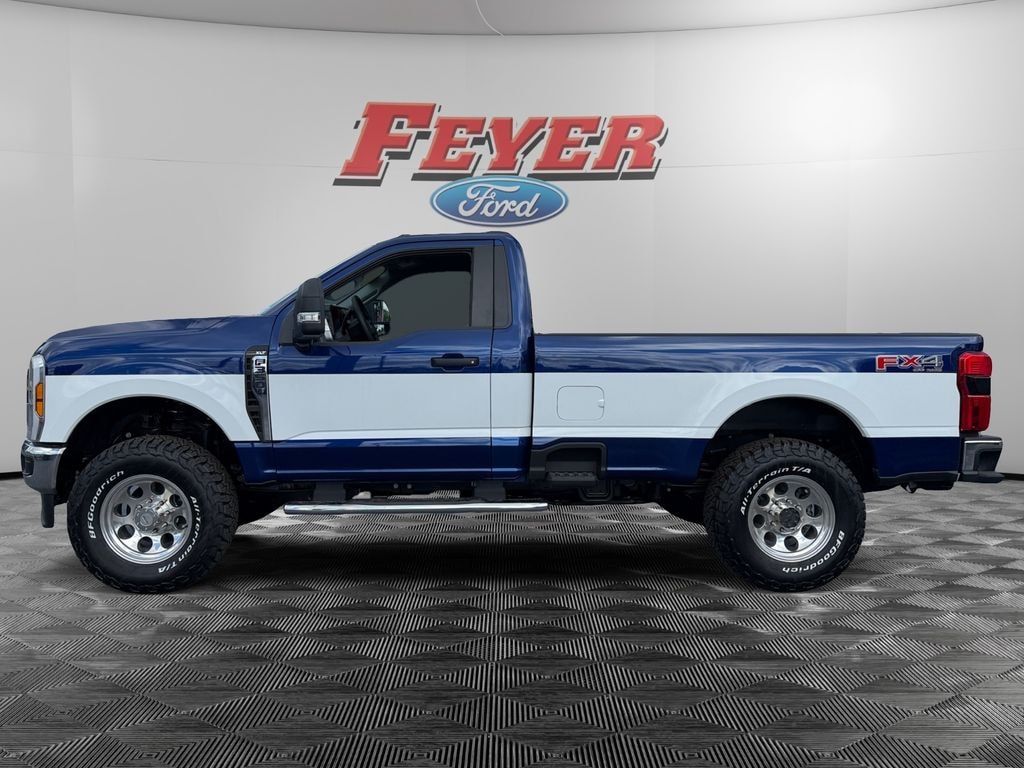 New 2026 Ford Super Duty F-350 XLT Truck
