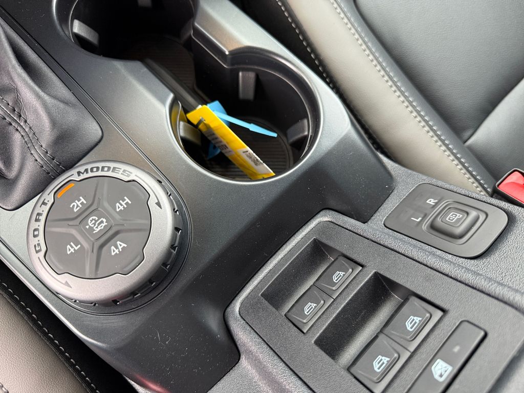 2025 Ford Bronco 4-Door Outer Banks - Photo 20