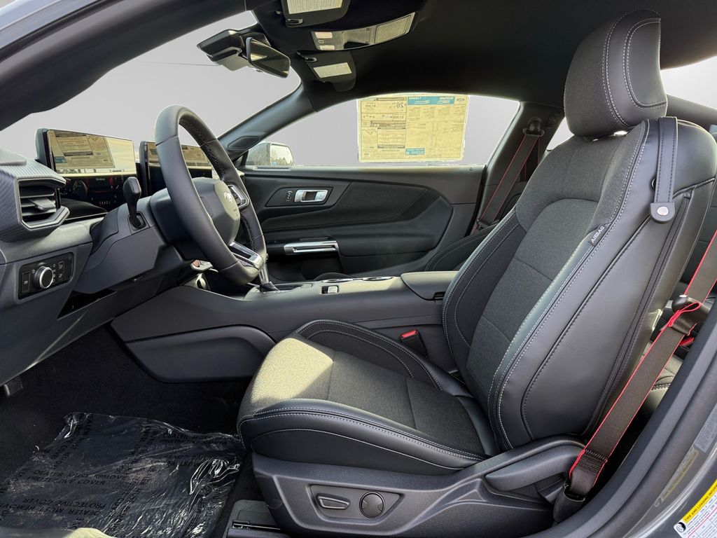 2026 Ford Mustang EcoBoost Fastback - Photo 13