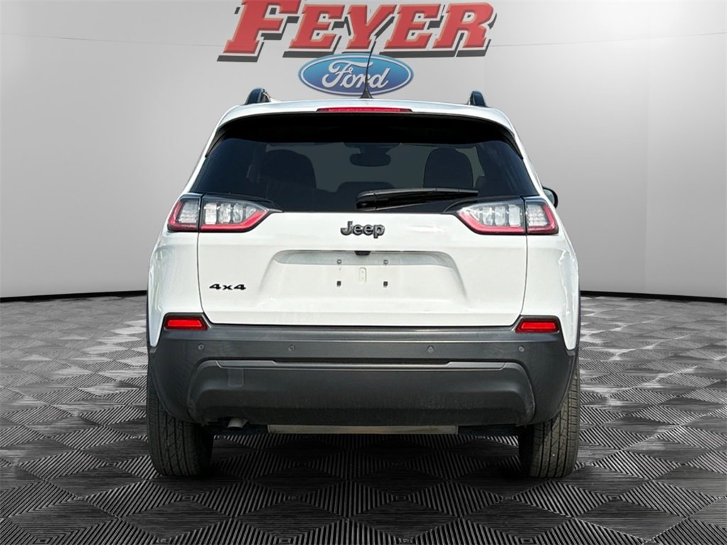 2023 Jeep Cherokee Altitude Lux photo 3