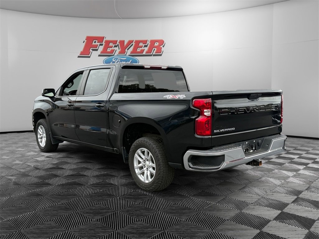 2021 Chevrolet Silverado 1500 photo 3