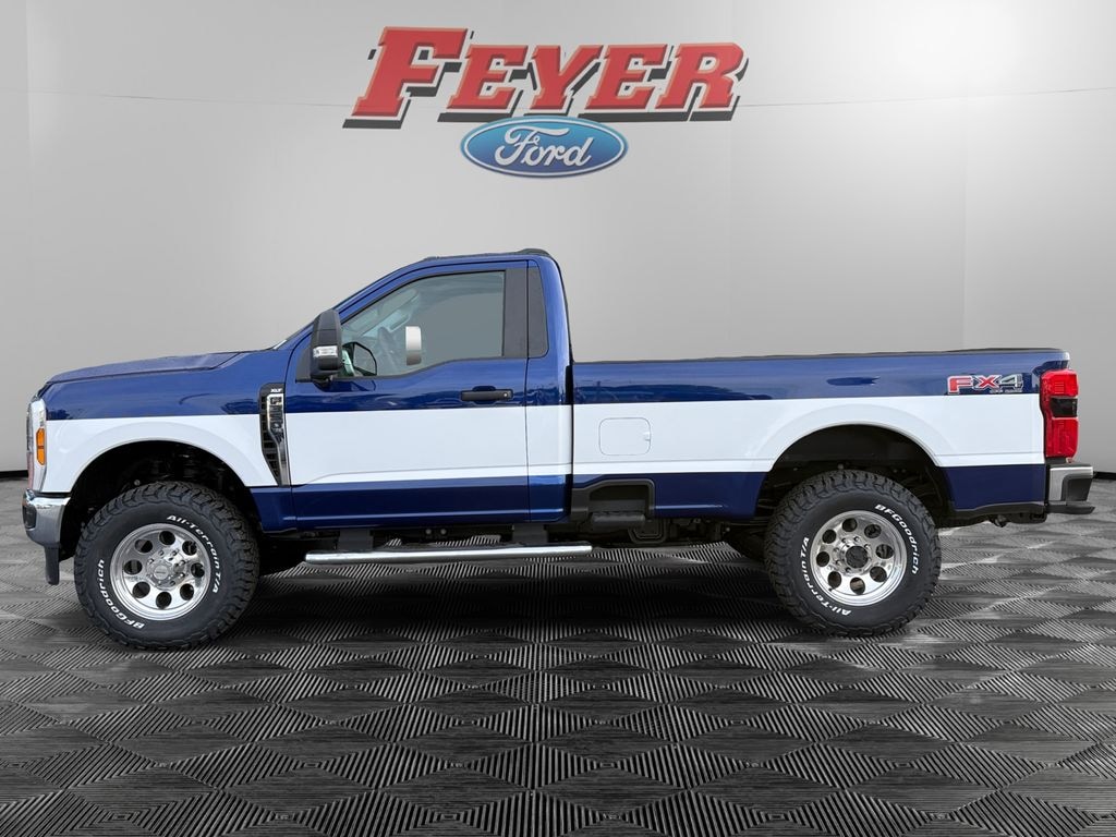 New 2026 Ford Super Duty F-350 XLT Truck