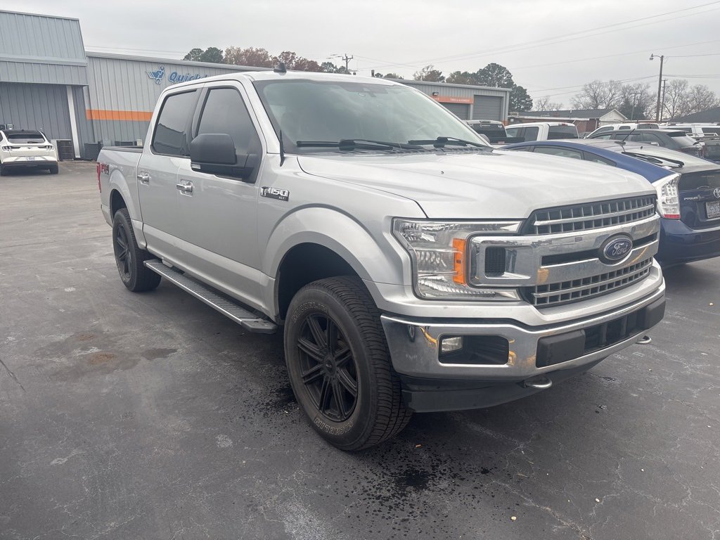 2019 Ford F-150 XLT photo 2