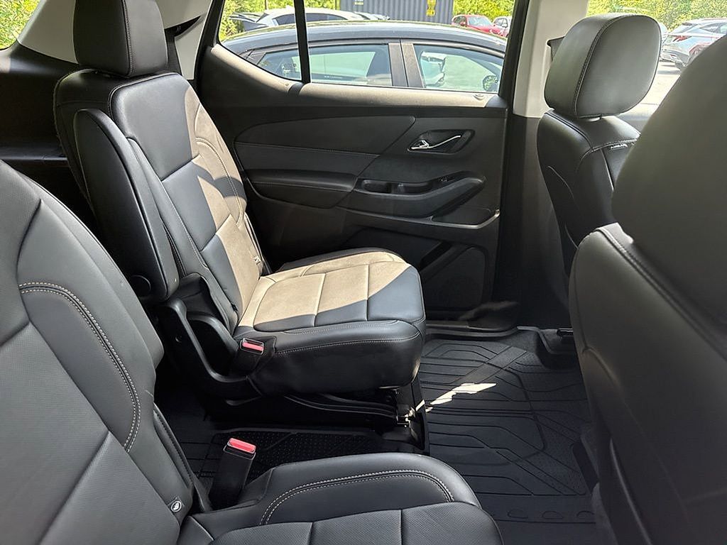 2019 Chevrolet Traverse Premier photo 3