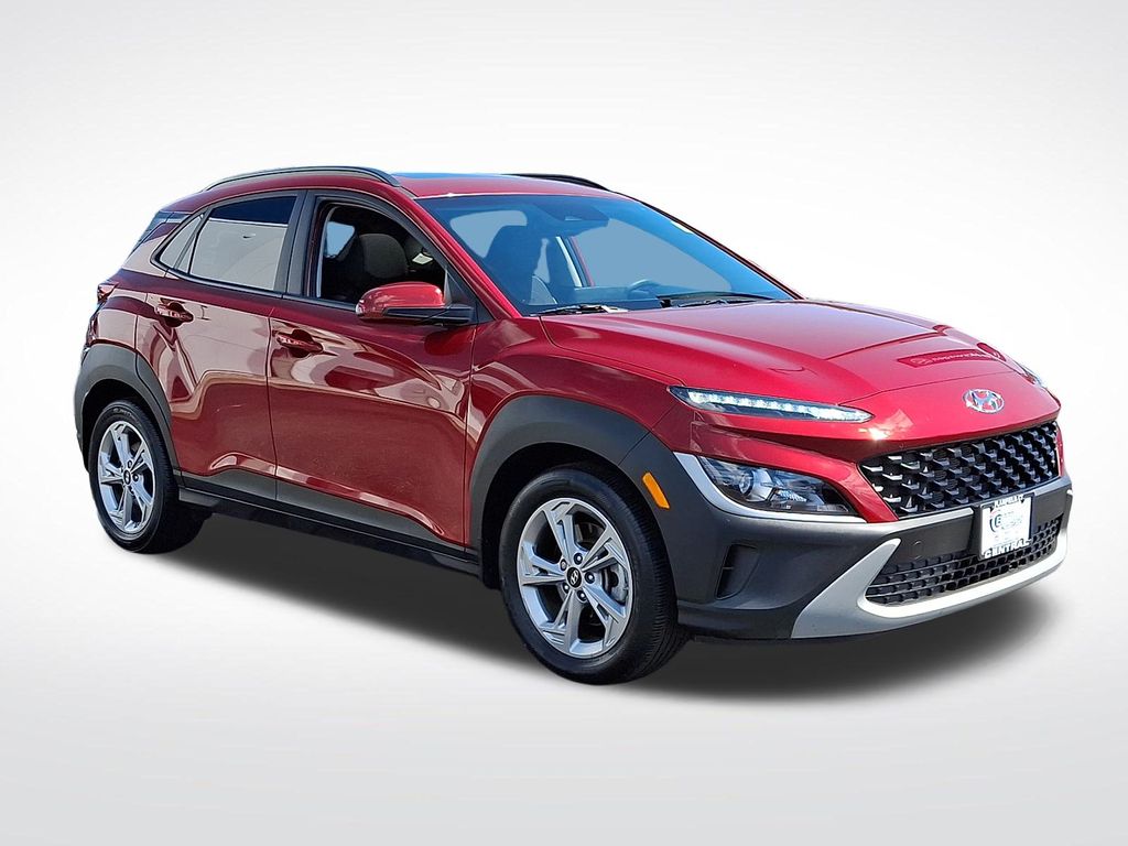 2023 Hyundai Kona SEL photo 3