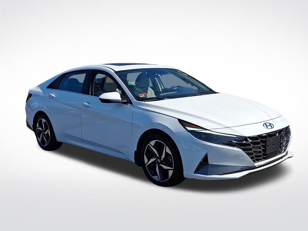 2023 Hyundai Elantra Hybrid Limited photo 3