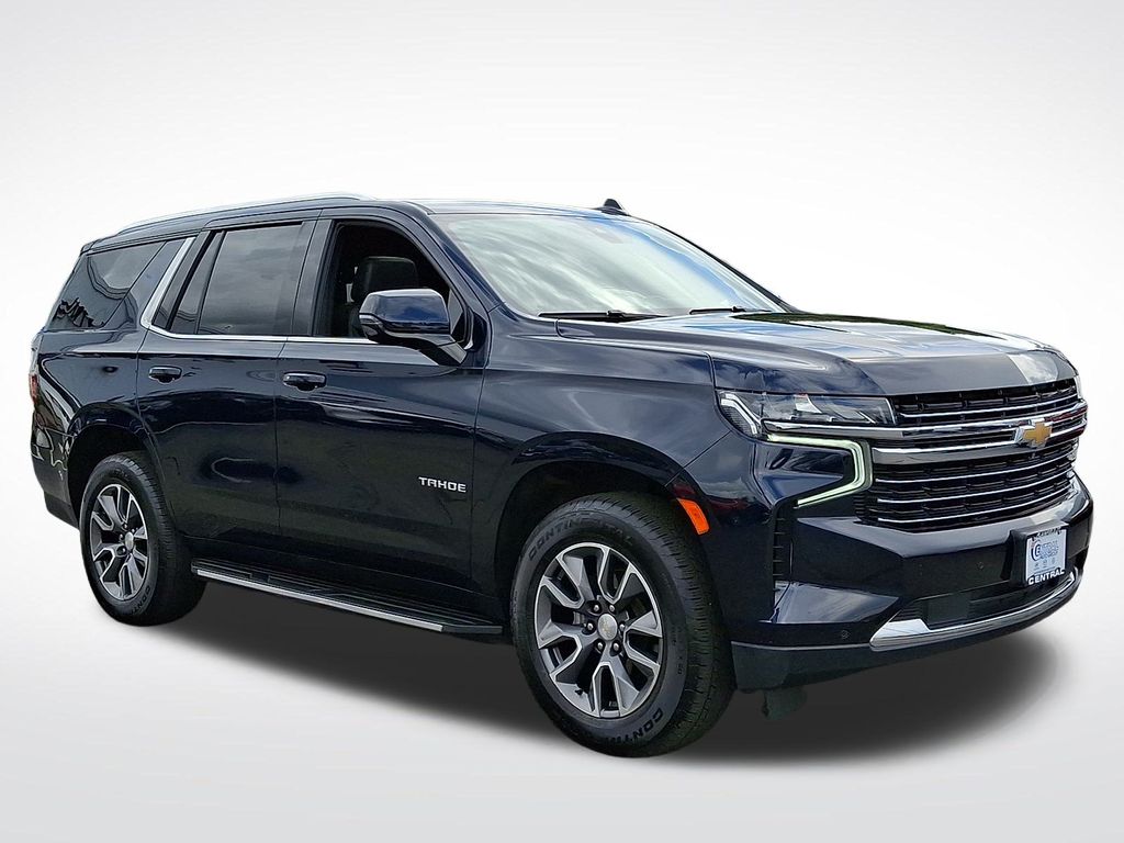 2021 Chevrolet Tahoe LT photo 2