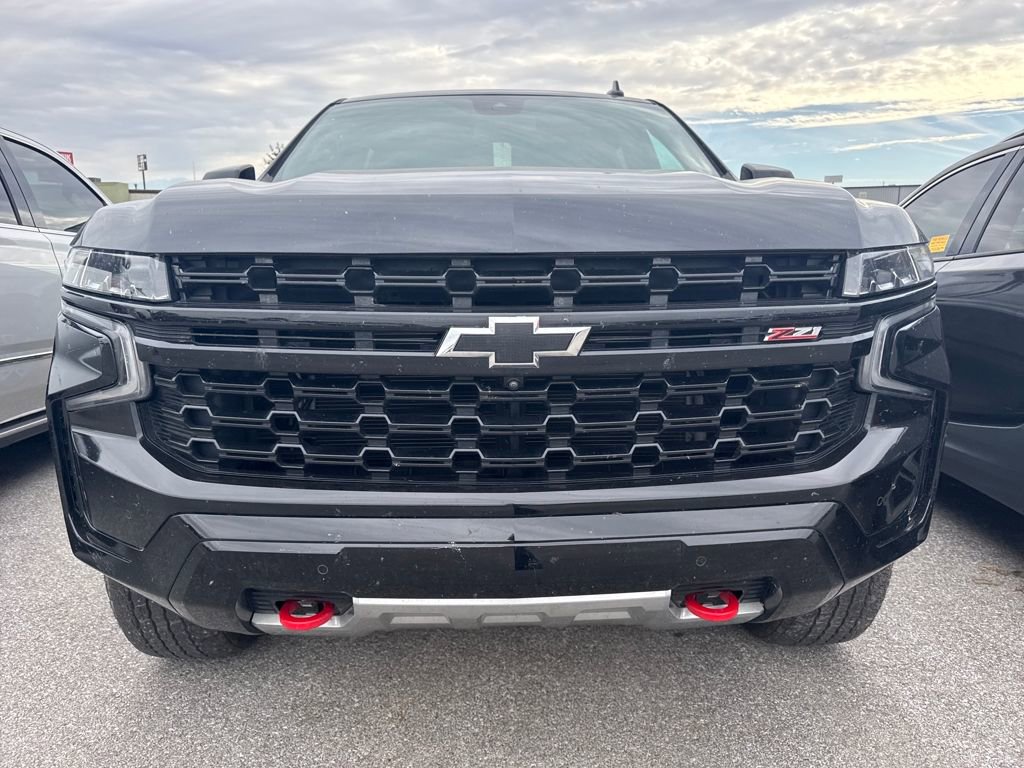 2024 Chevrolet Tahoe Z71 photo 2