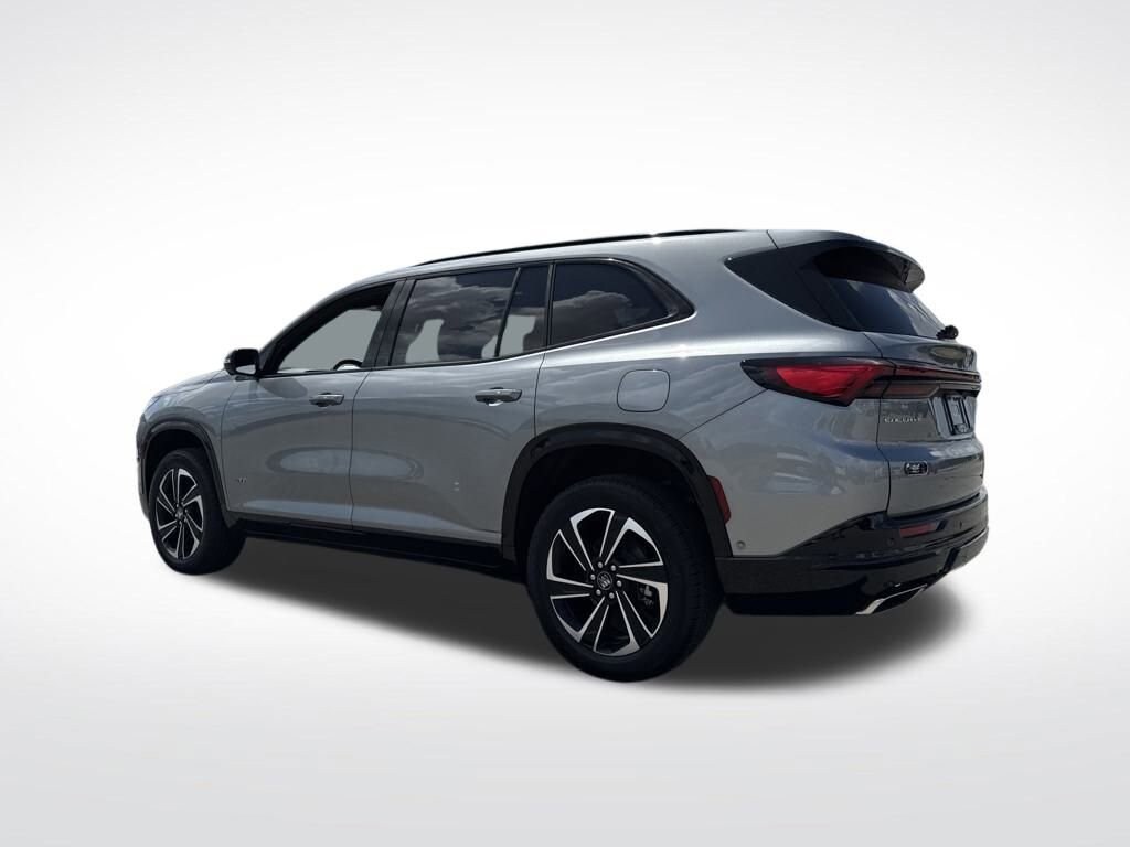 2025 Buick Enclave Sport Touring photo 3