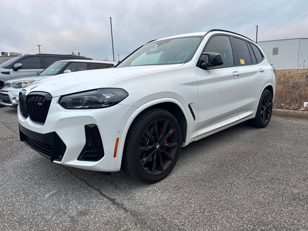 2022 BMW X3 40i's photo