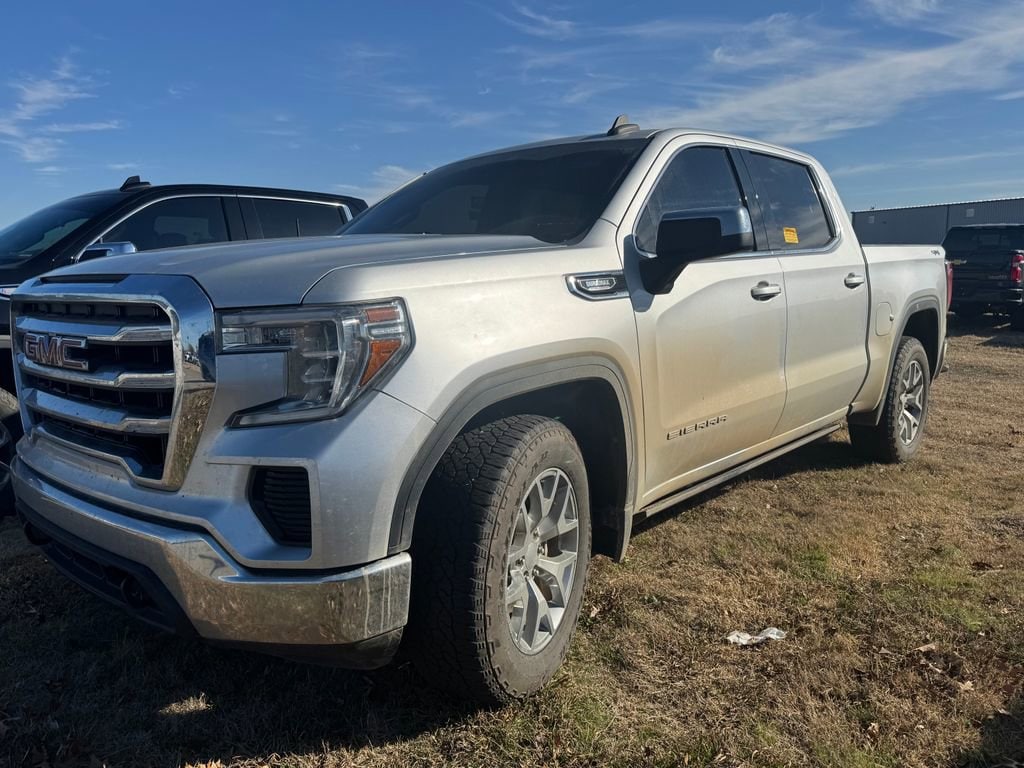 2021 GMC Sierra 1500 SLE's photo