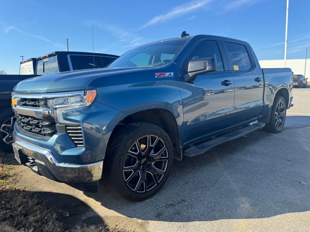 Used 2024 Chevrolet Silverado 1500 LT Truck