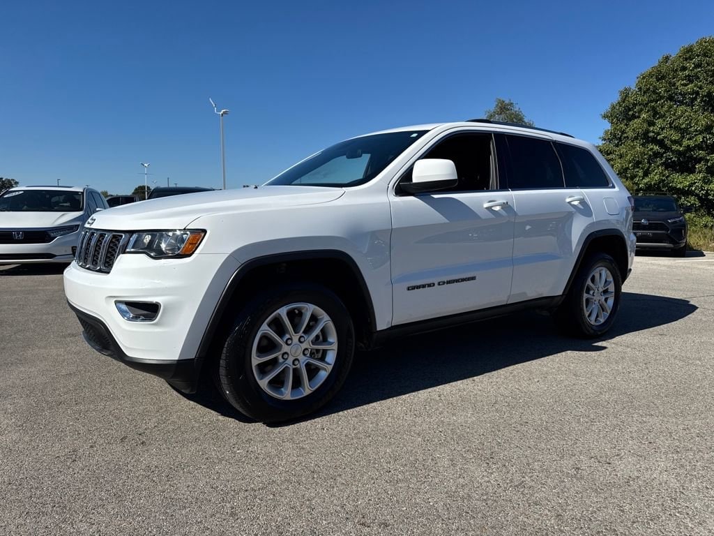 2021 Jeep Grand Cherokee Laredo E's photo