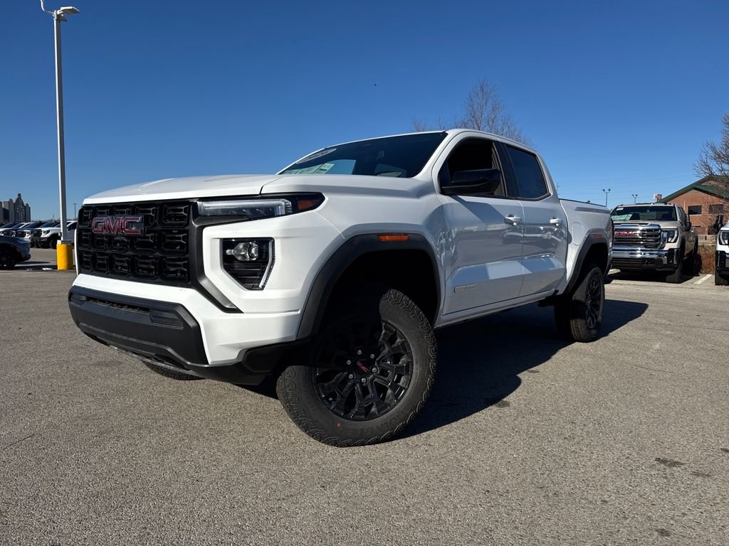 2026 GMC Canyon Elevation's photo