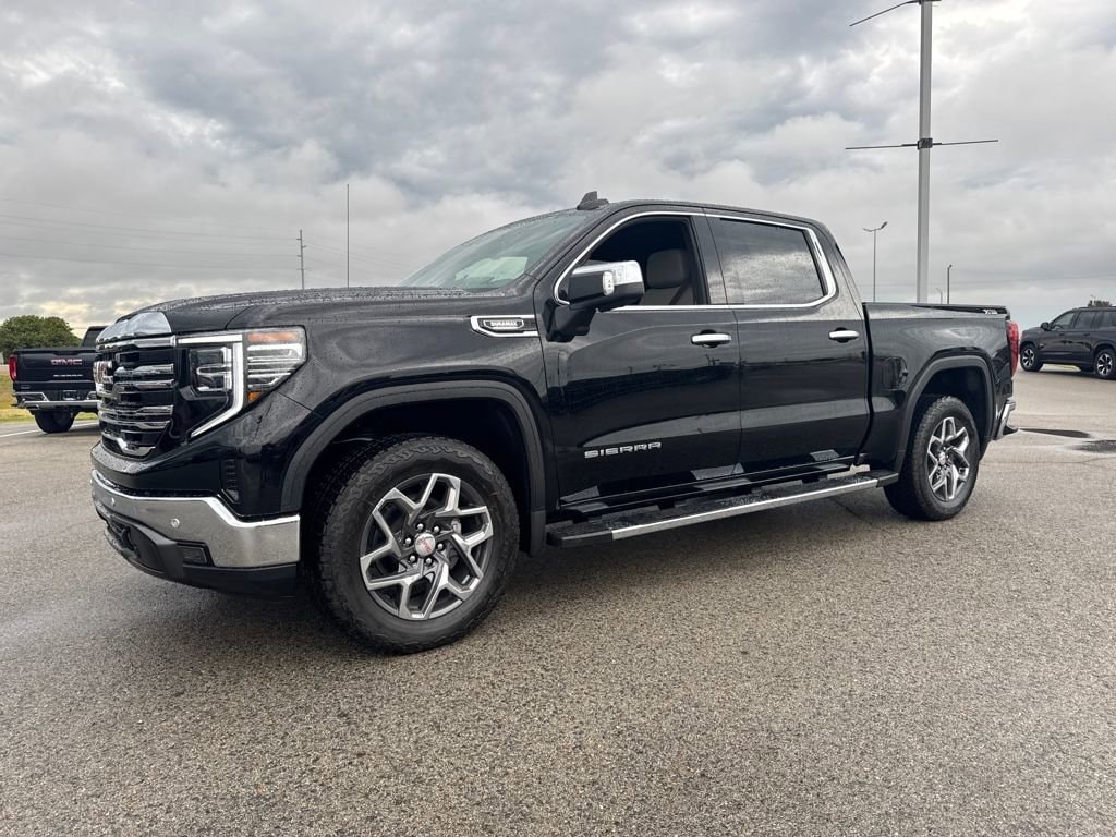 2026 GMC Sierra 1500 SLT's photo