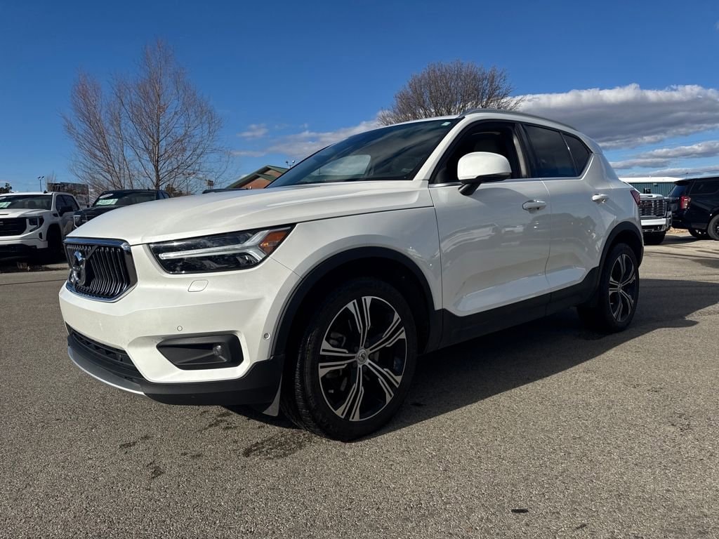 Used 2022 Volvo XC40 Inscription