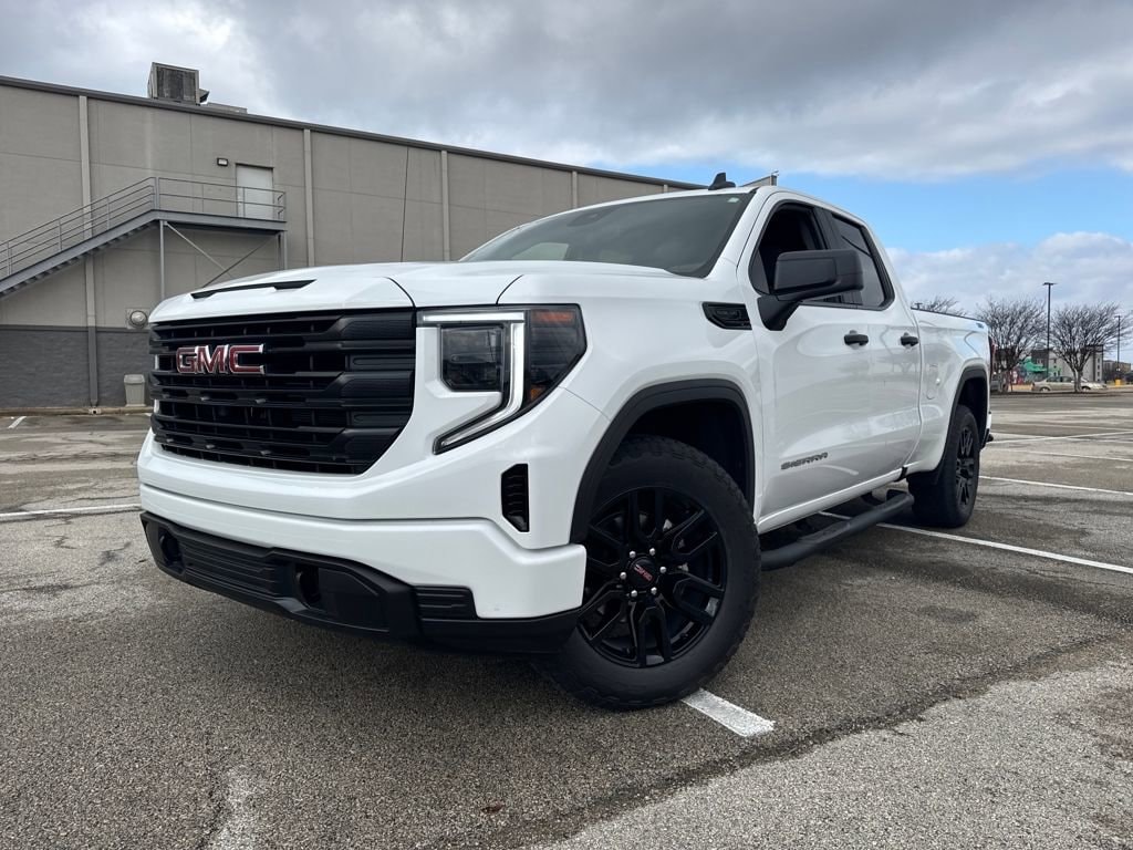 2023 GMC Sierra 1500 Pro's photo