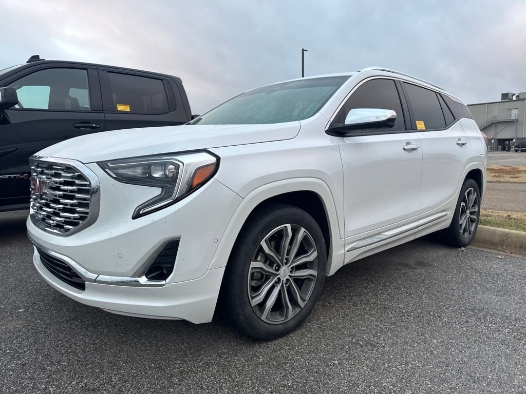 2020 GMC Terrain Denali's photo