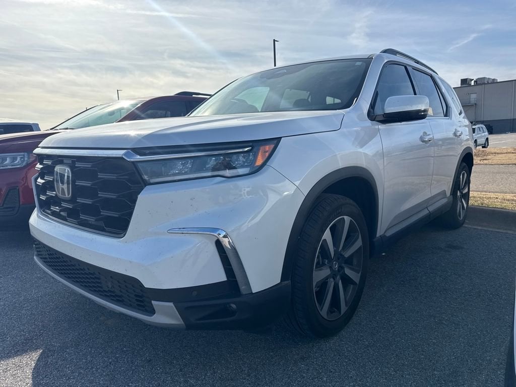 2024 Honda Pilot Touring's photo