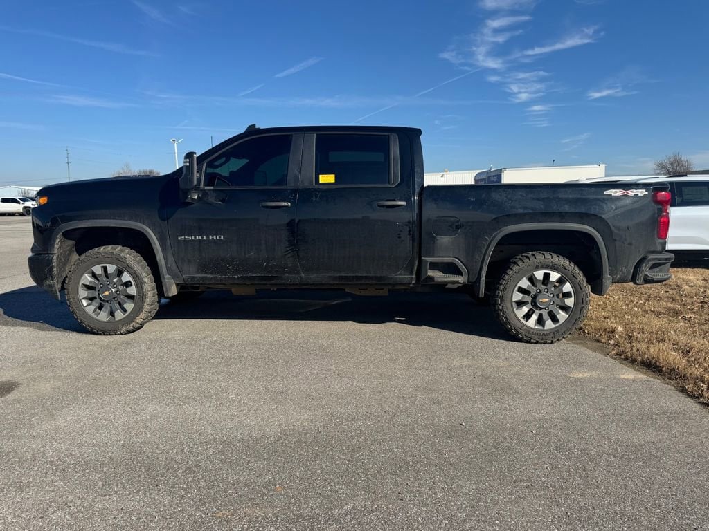 Used 2024 Chevrolet Silverado 2500 HD Custom Truck