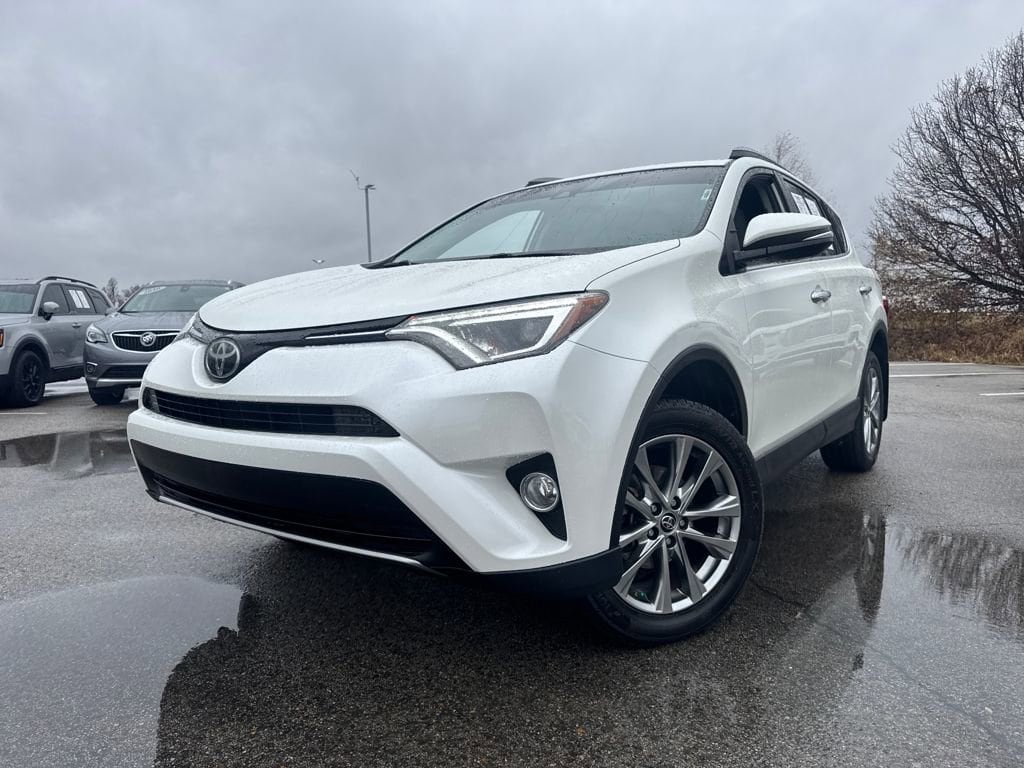 2018 Toyota RAV4 Limited's photo