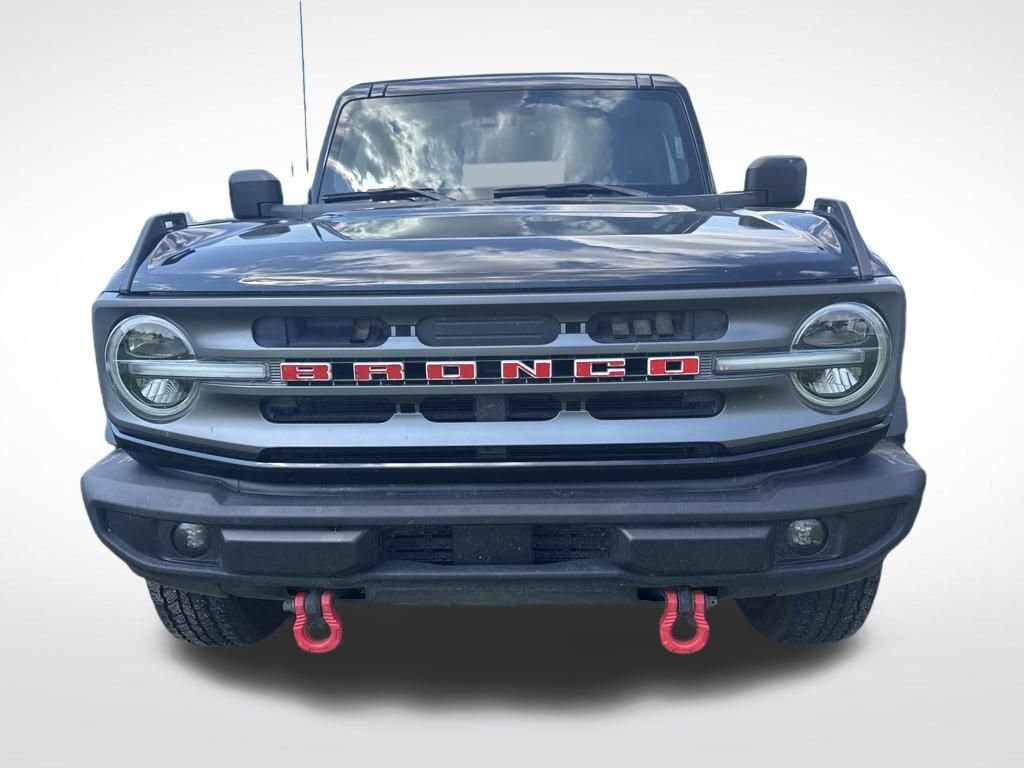 2022 Ford Bronco Big Bend photo 2