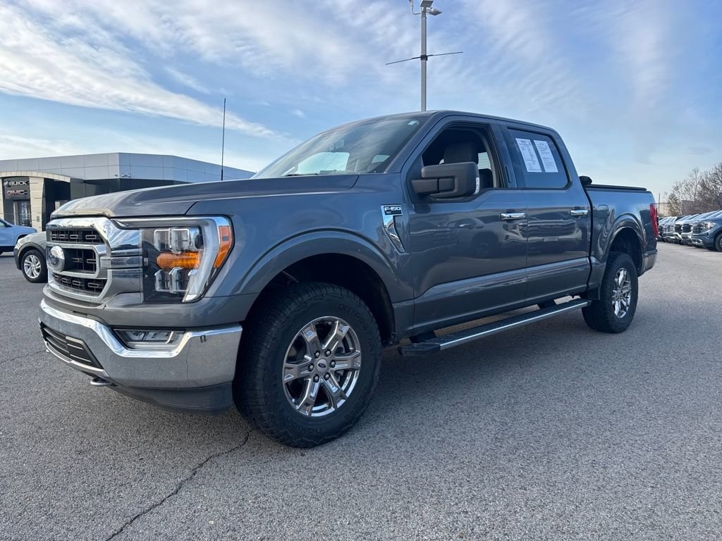 2021 Ford F-150 XLT's photo
