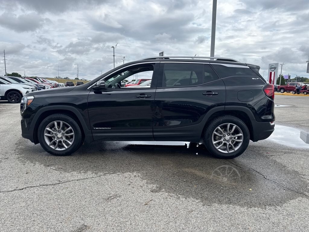 Used 2023 GMC Terrain SLT SUV