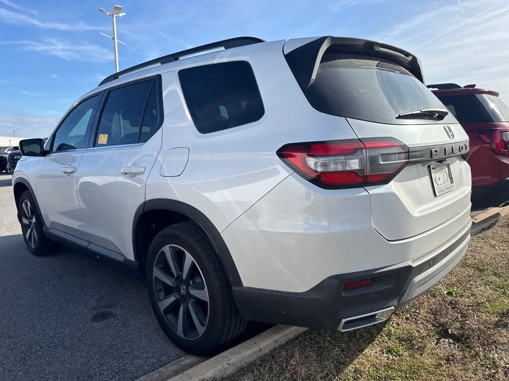 Used 2024 Honda Pilot Touring SUV