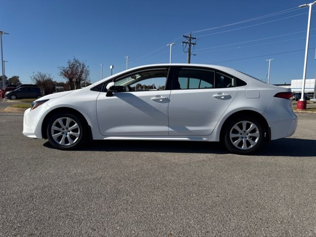 Used 2026 Toyota Corolla LE Sedan